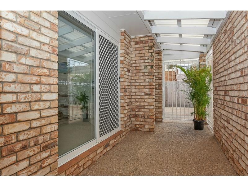 2/15 Cedar Court, Burleigh Heads QLD 4220