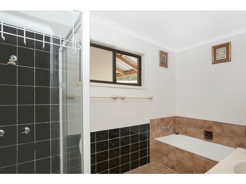 43 Whitian Drive, Carrara QLD 4211