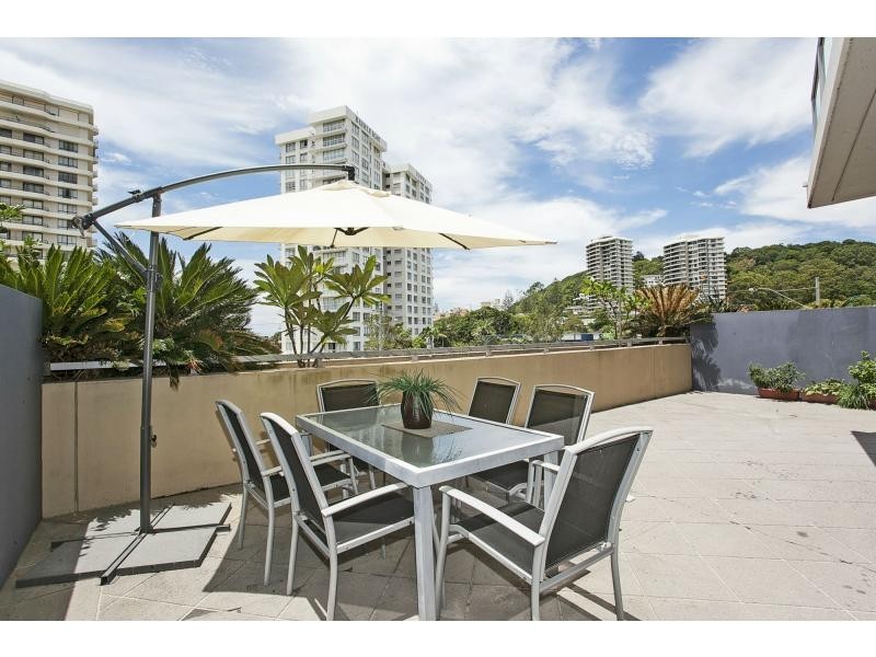 1002/1 Ocean Street, Burleigh Heads QLD 4220