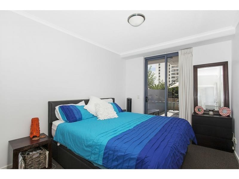 1002/1 Ocean Street, Burleigh Heads QLD 4220