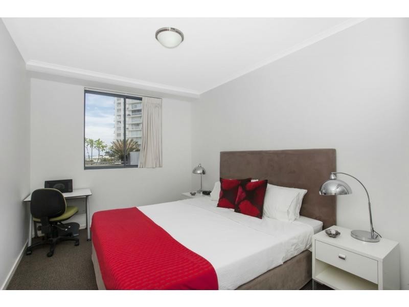 1002/1 Ocean Street, Burleigh Heads QLD 4220