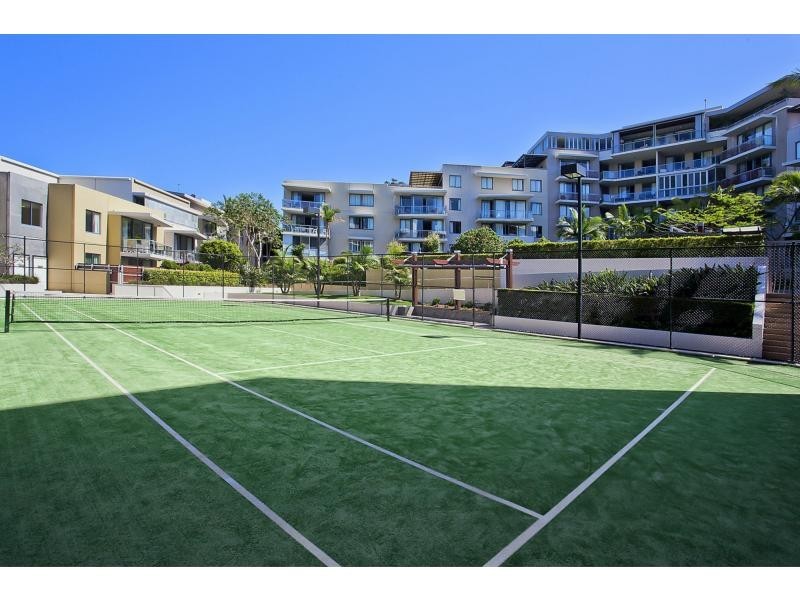 1002/1 Ocean Street, Burleigh Heads QLD 4220