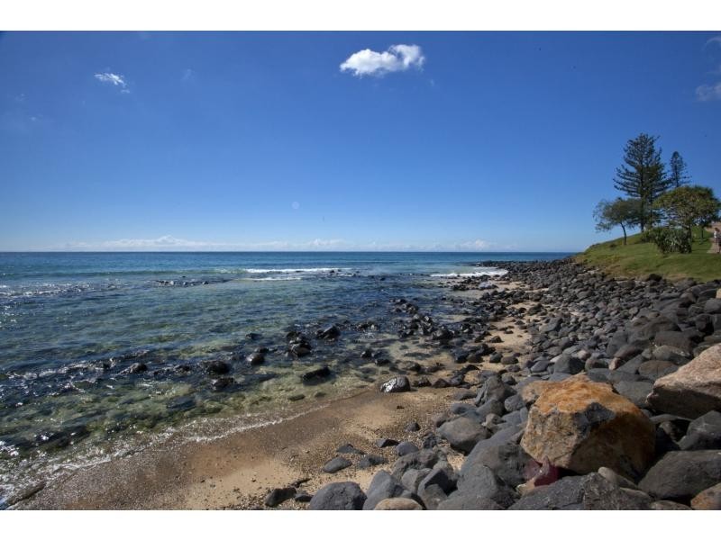 1002/1 Ocean Street, Burleigh Heads QLD 4220