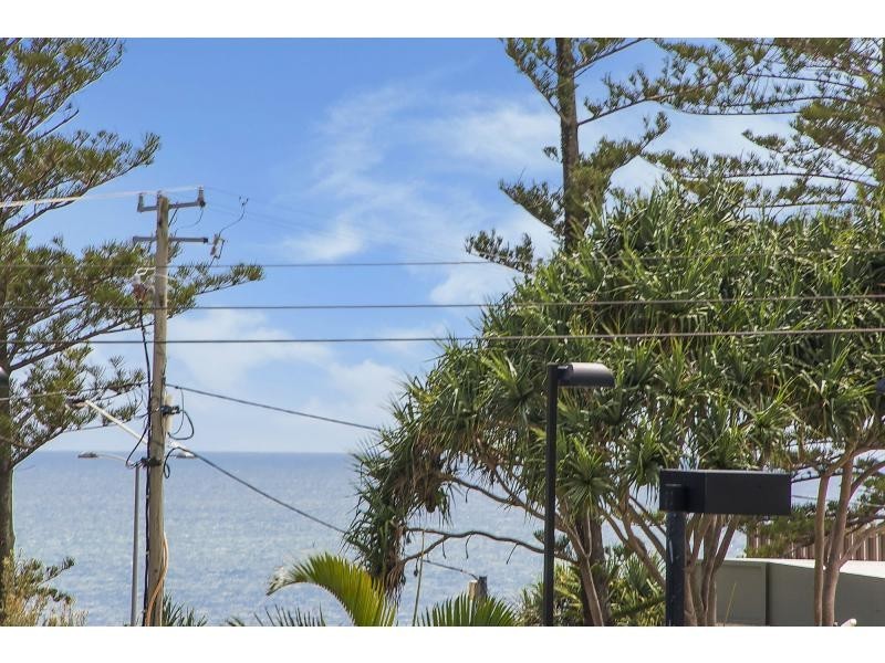 1002/1 Ocean Street, Burleigh Heads QLD 4220