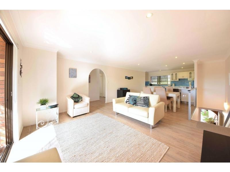 3/18 Sunbird Street, Burleigh Waters QLD 4220