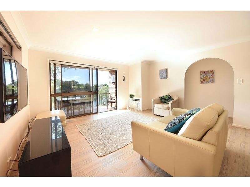 3/18 Sunbird Street, Burleigh Waters QLD 4220