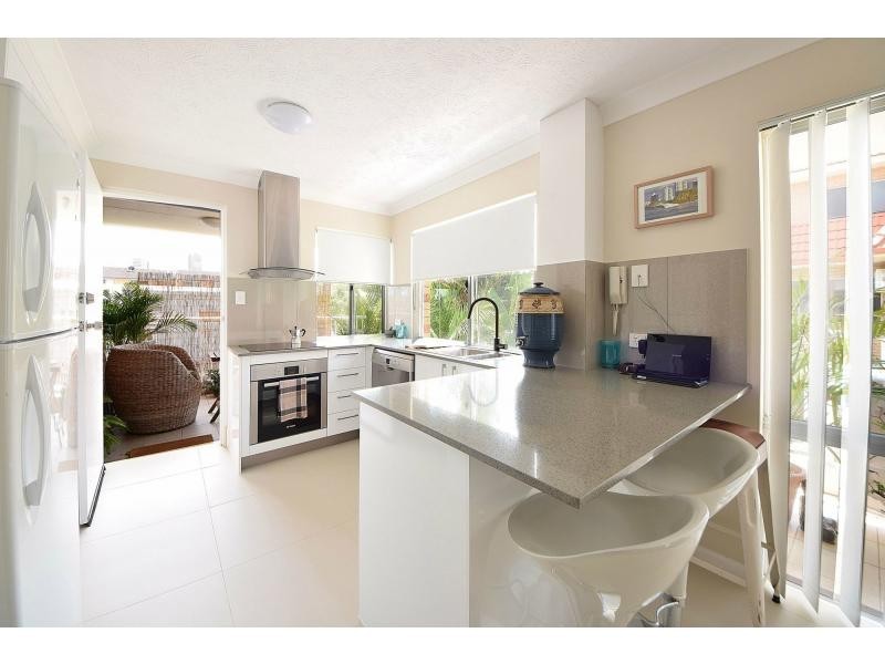 4/35 Ventura Road, Mermaid Beach QLD 4218