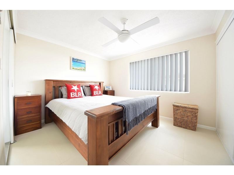 4/35 Ventura Road, Mermaid Beach QLD 4218