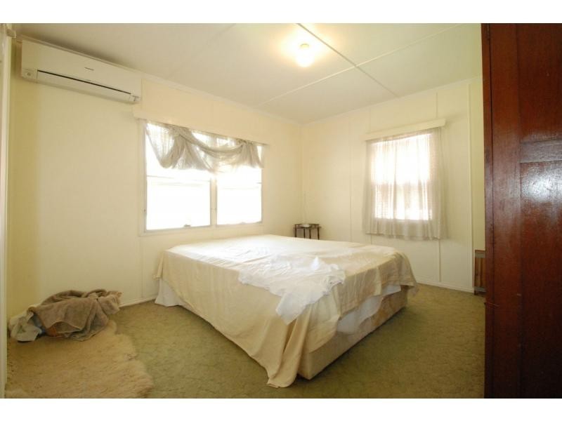 46 Paradise Avenue, Miami QLD 4220