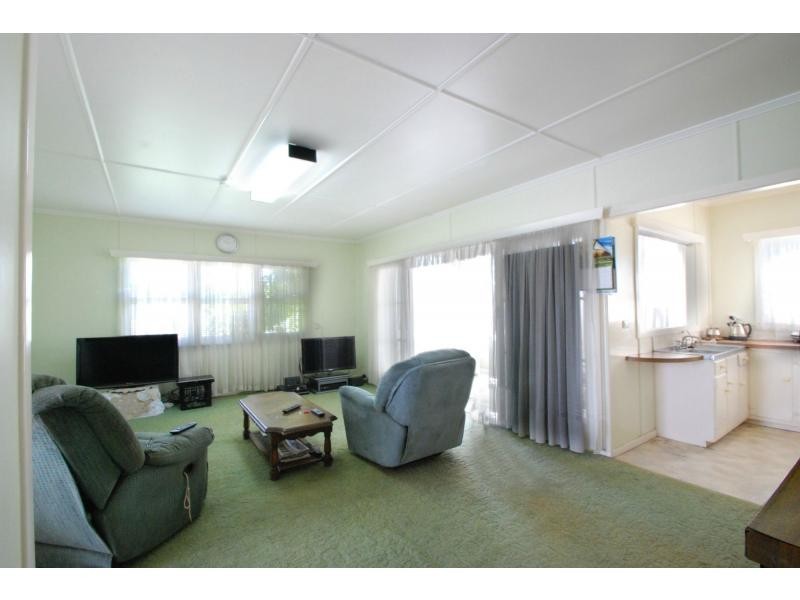 46 Paradise Avenue, Miami QLD 4220