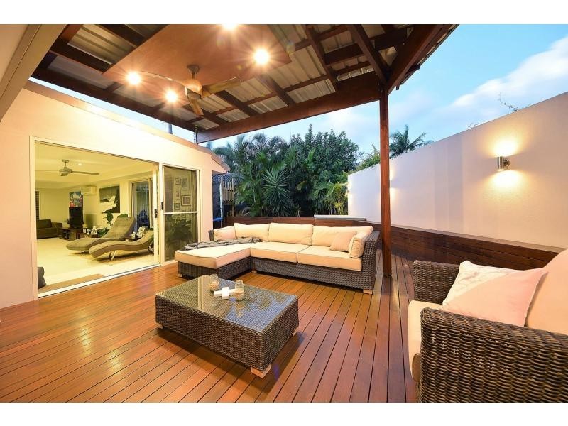 3/6 Whitehead Drive, Burleigh Waters QLD 4220