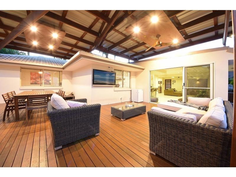 3/6 Whitehead Drive, Burleigh Waters QLD 4220