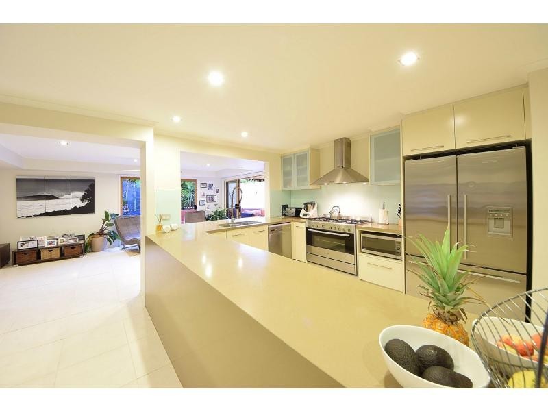 3/6 Whitehead Drive, Burleigh Waters QLD 4220