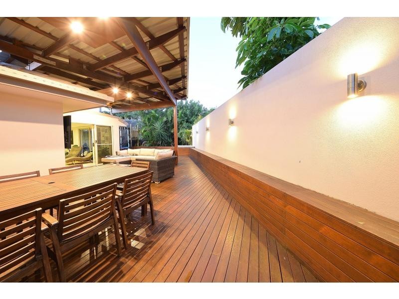 3/6 Whitehead Drive, Burleigh Waters QLD 4220