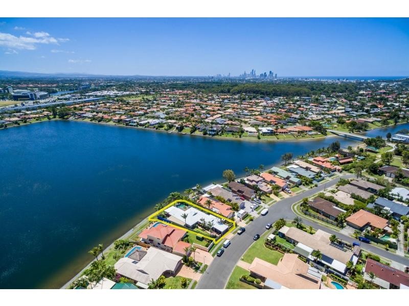 58 Dipper Drive, Burleigh Waters QLD 4220
