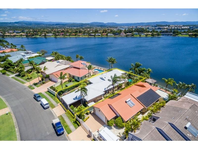 58 Dipper Drive, Burleigh Waters QLD 4220