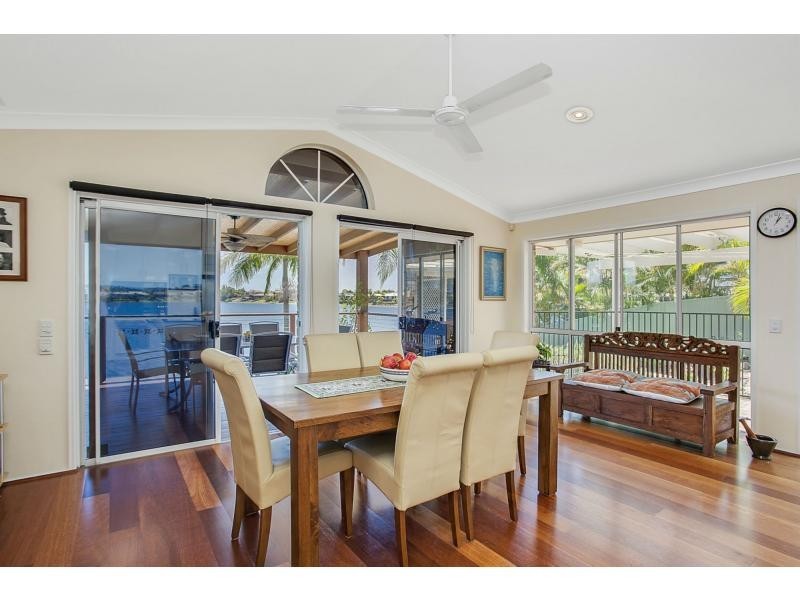 58 Dipper Drive, Burleigh Waters QLD 4220