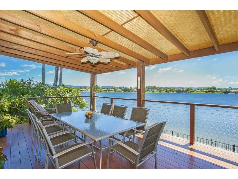 58 Dipper Drive, Burleigh Waters QLD 4220