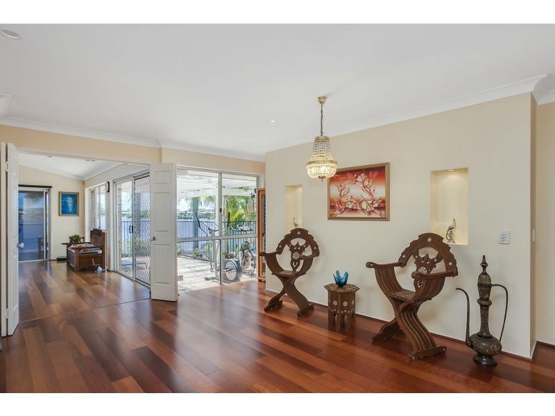 58 Dipper Drive, Burleigh Waters QLD 4220