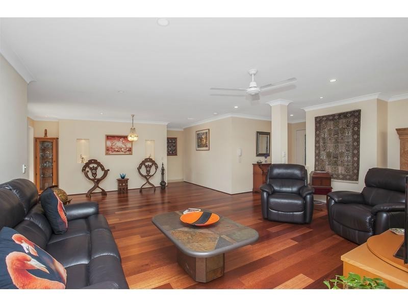 58 Dipper Drive, Burleigh Waters QLD 4220