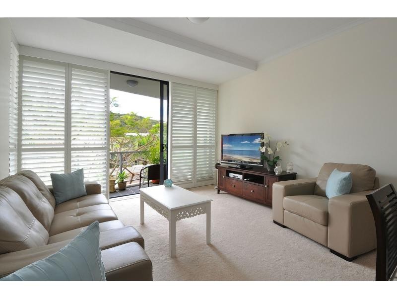 2046/1 Ocean Street, Burleigh Heads QLD 4220
