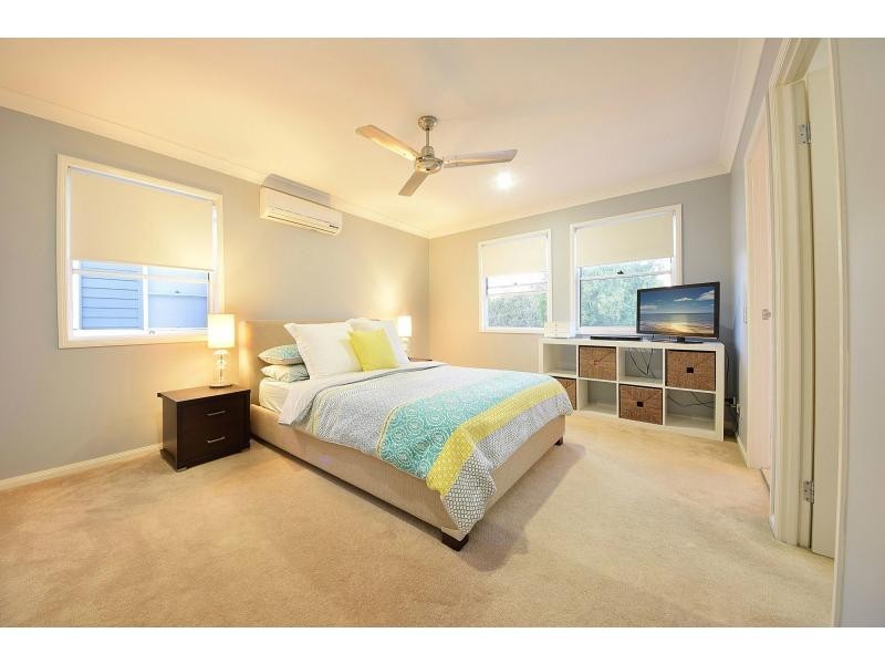98 Verona Circuit, Burleigh Waters QLD 4220