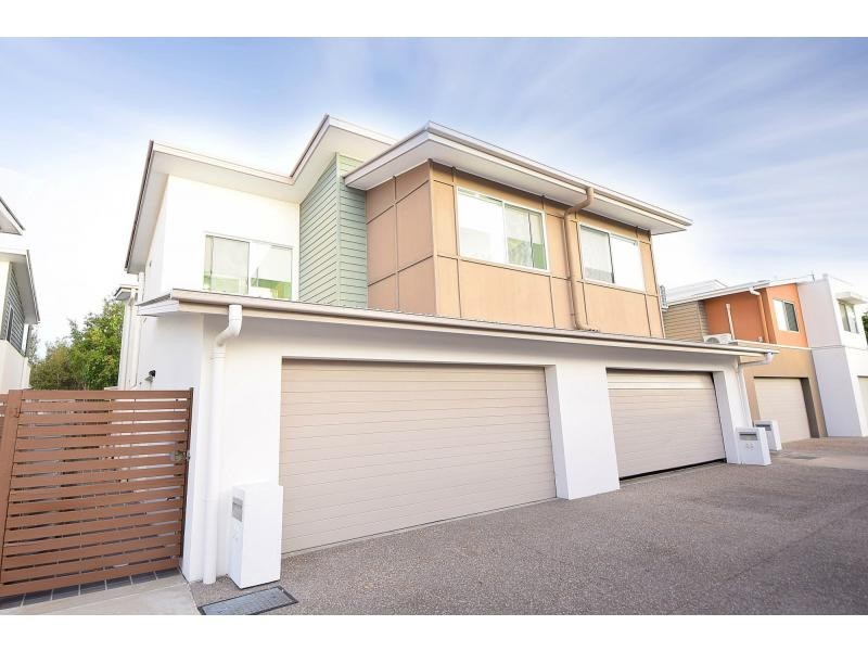 98 Verona Circuit, Burleigh Waters QLD 4220