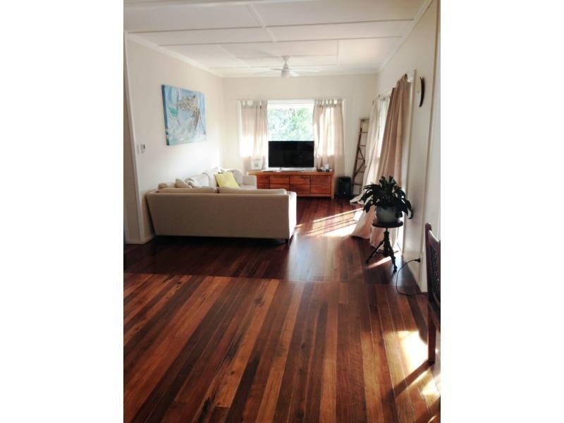 38 George Street East, Burleigh Heads QLD 4220