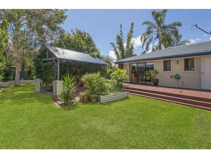 5 Tattler Way, Burleigh Waters QLD 4220