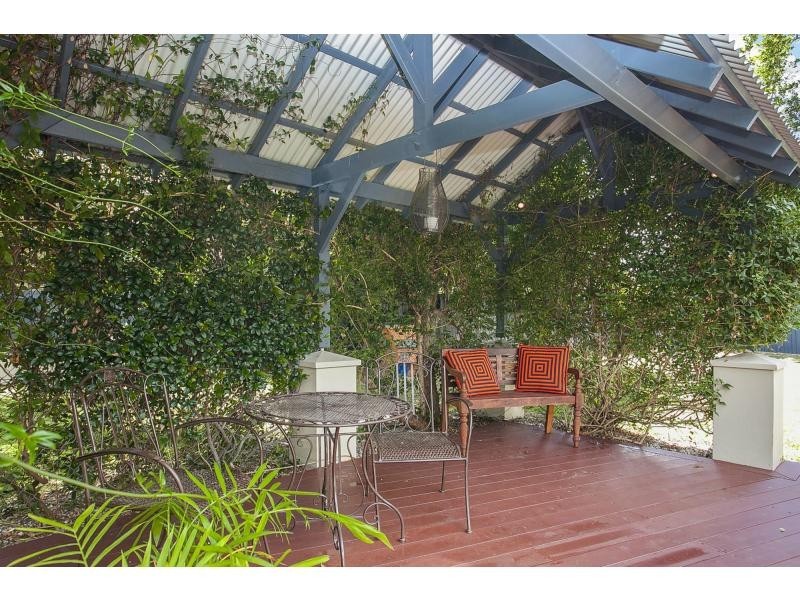 5 Tattler Way, Burleigh Waters QLD 4220