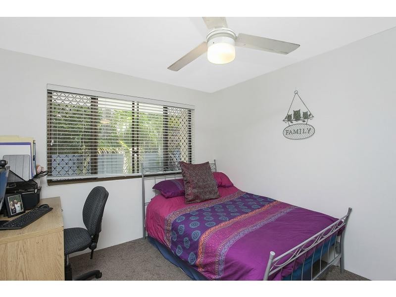 5 Tattler Way, Burleigh Waters QLD 4220