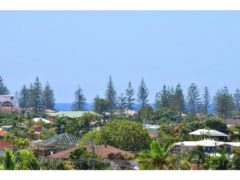 3 Kaydee Court, Miami QLD 4220