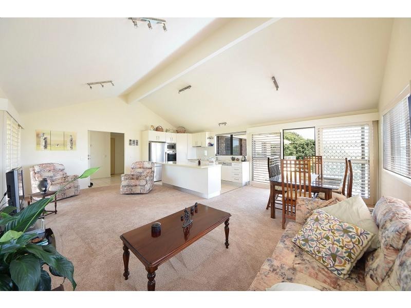 3 Kaydee Court, Miami QLD 4220