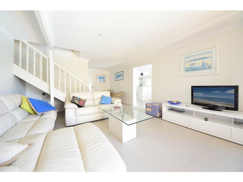 3 Kaydee Court, Miami QLD 4220