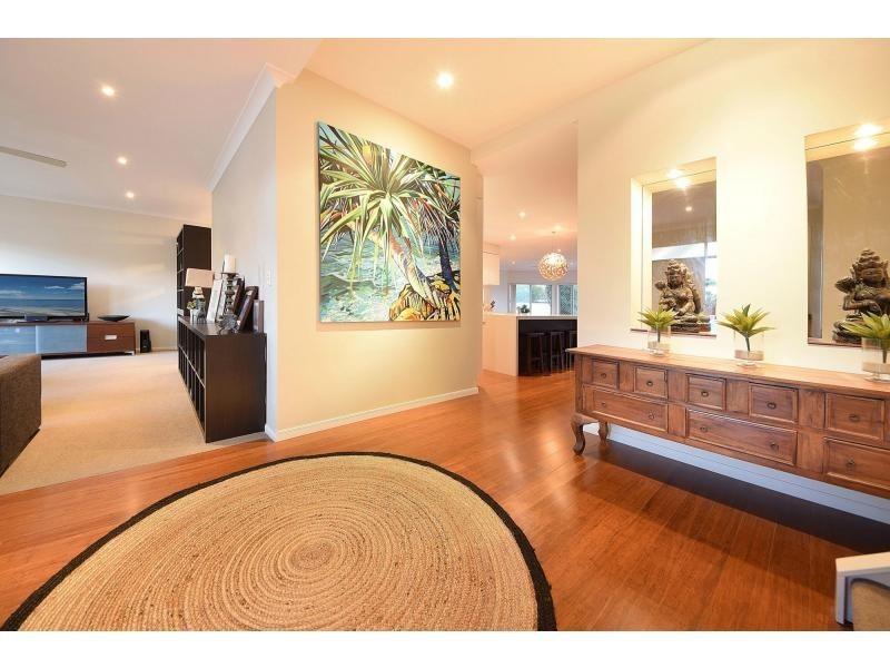 150 Santa Cruz Boulevard, Clear Island Waters QLD 4226