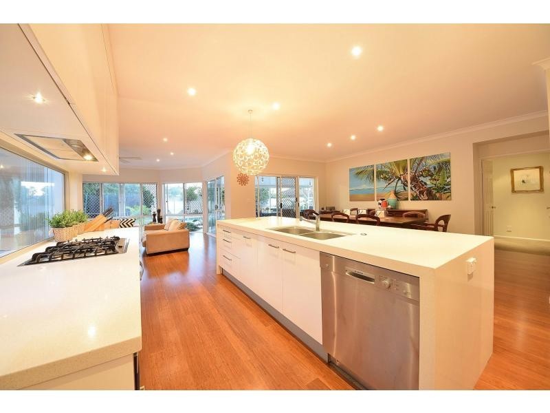 150 Santa Cruz Boulevard, Clear Island Waters QLD 4226