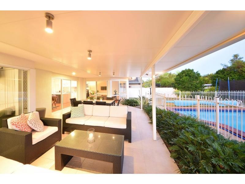 150 Santa Cruz Boulevard, Clear Island Waters QLD 4226