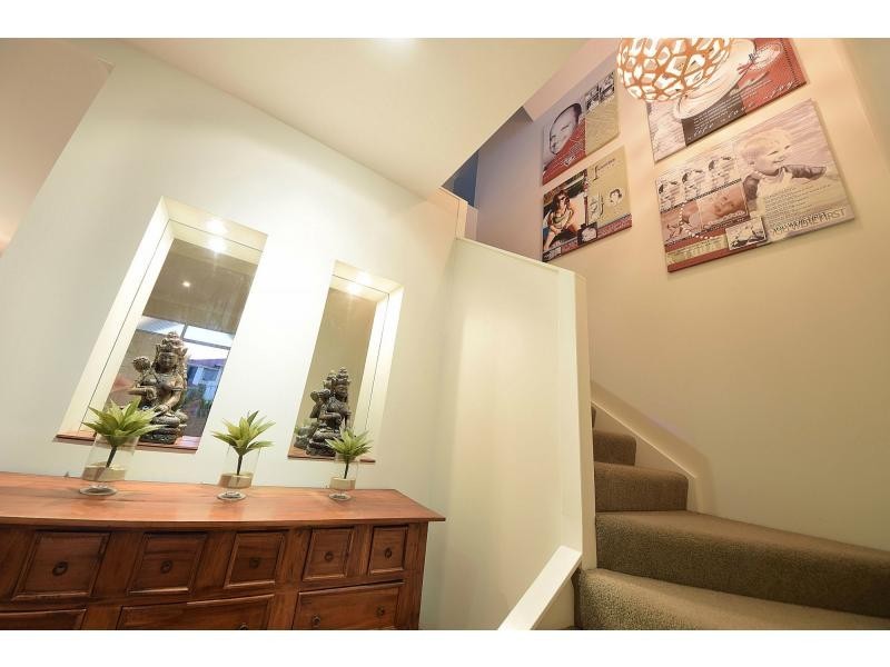 150 Santa Cruz Boulevard, Clear Island Waters QLD 4226