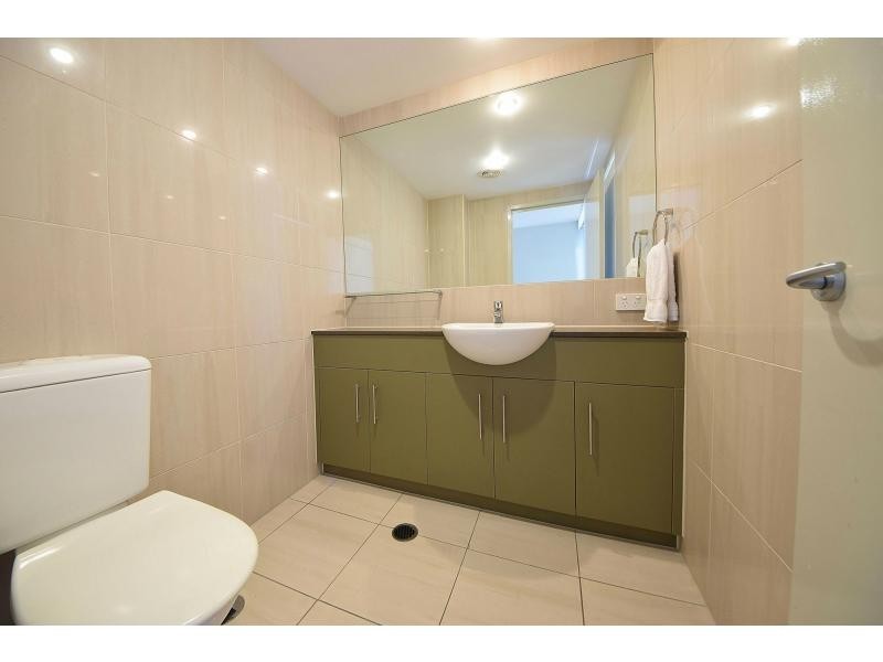 1124/1 Ocean Street, Burleigh Heads QLD 4220