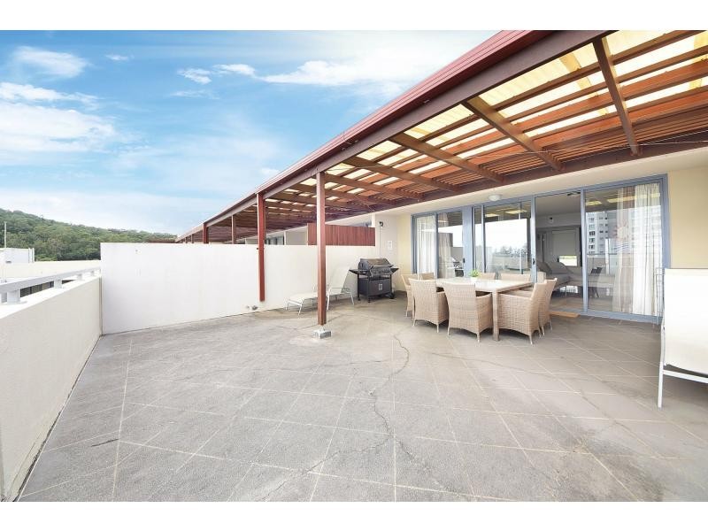 1124/1 Ocean Street, Burleigh Heads QLD 4220