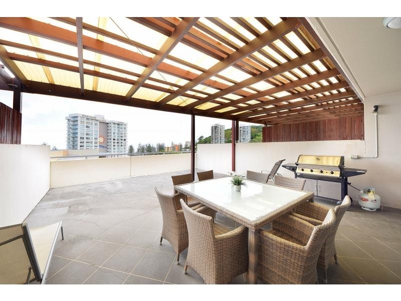 1124/1 Ocean Street, Burleigh Heads QLD 4220