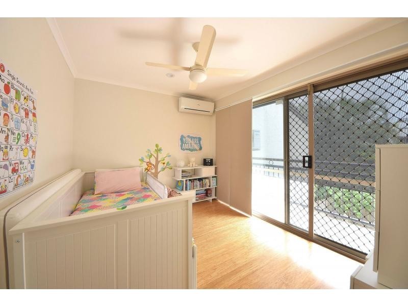 8/40 Sunbird Street, Burleigh Waters QLD 4220