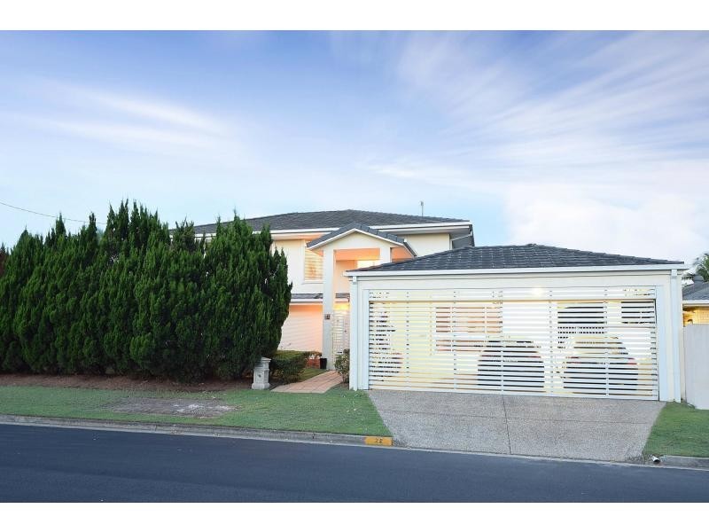 22 Kestrel Drive, Burleigh Waters QLD 4220
