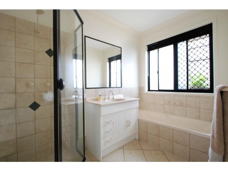 6 Euodia Close, Burleigh Heads QLD 4220