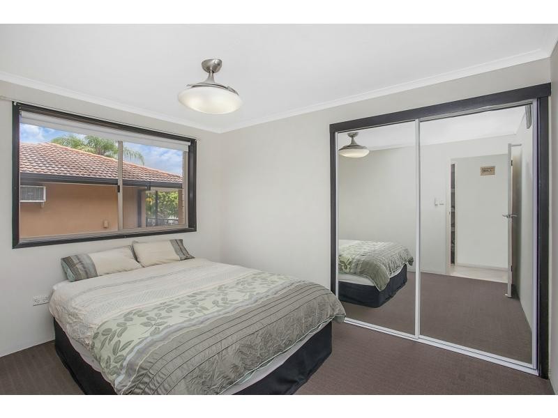 1/16 Burleigh Street, Burleigh Heads QLD 4220