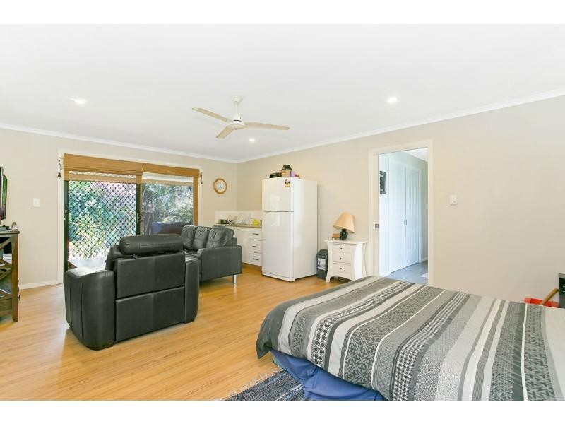 64 Banksia Broadway, Burleigh Waters QLD 4220