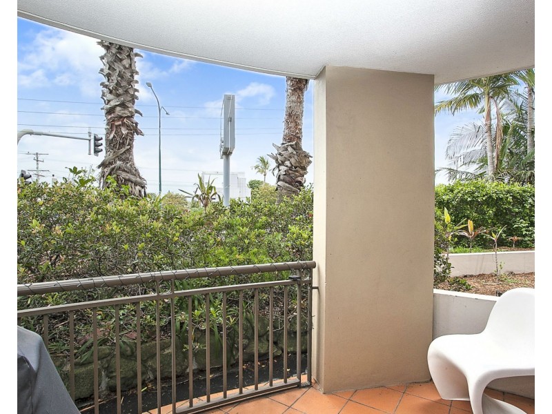 2/5 Fourth Avenue, Burleigh Heads QLD 4220