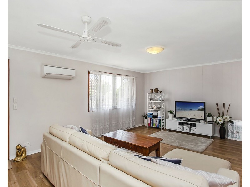 2/1 Peacock Place, Burleigh Waters QLD 4220