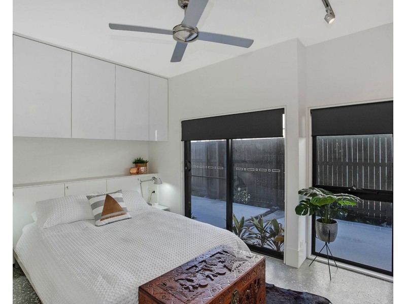 113 Nobby Parade, Miami QLD 4220