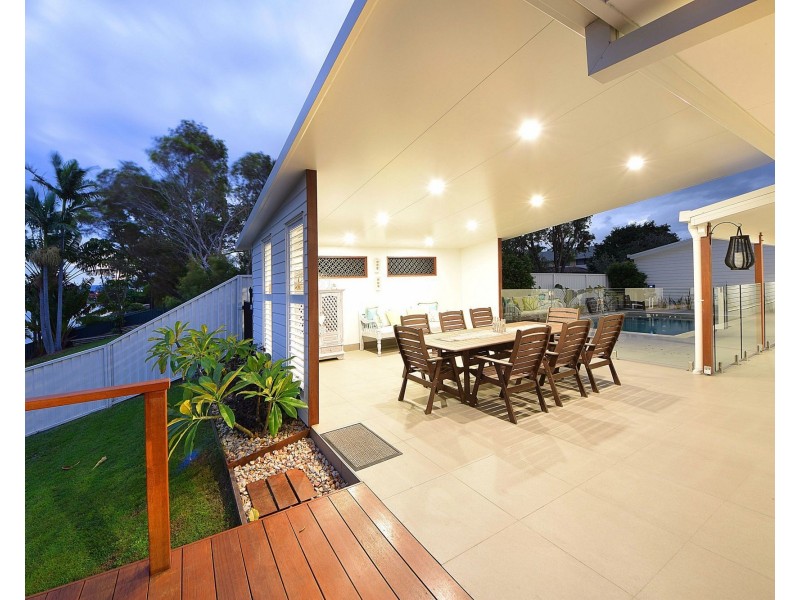 30 Honeyeater Drive, Burleigh Waters QLD 4220